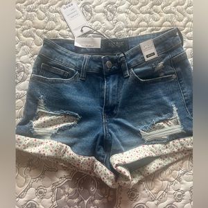 Judy Blue Los Angeles Denim Shorts- Small
